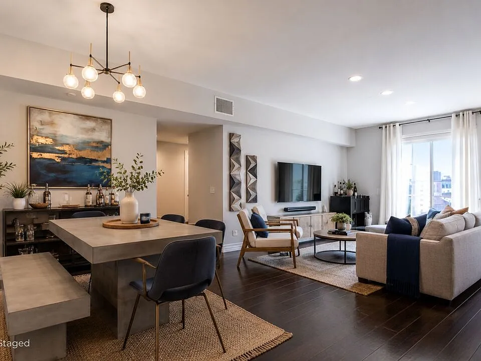 1430 S Beverly Glen Blvd #303