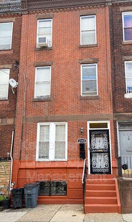 South Philly Townhouse
