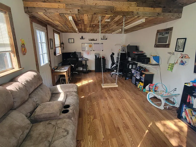 1731 Bayshore Dr — Photo 48