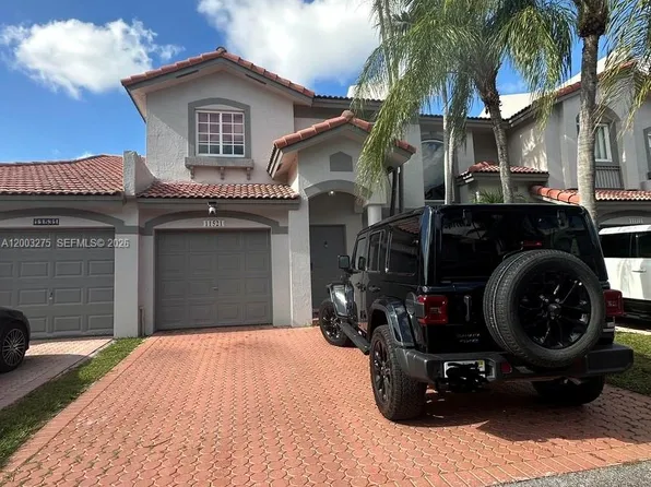 11521 NW 50th Ter, Doral, FL 33178