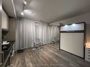 87 Peter St N #2909, Toronto, ON M5V0P1