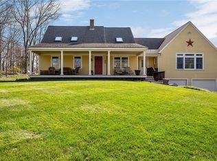 335 Abbey Dr, Cumberland, RI 02864