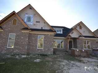 813 Merrill Hall, Florence, SC 29501