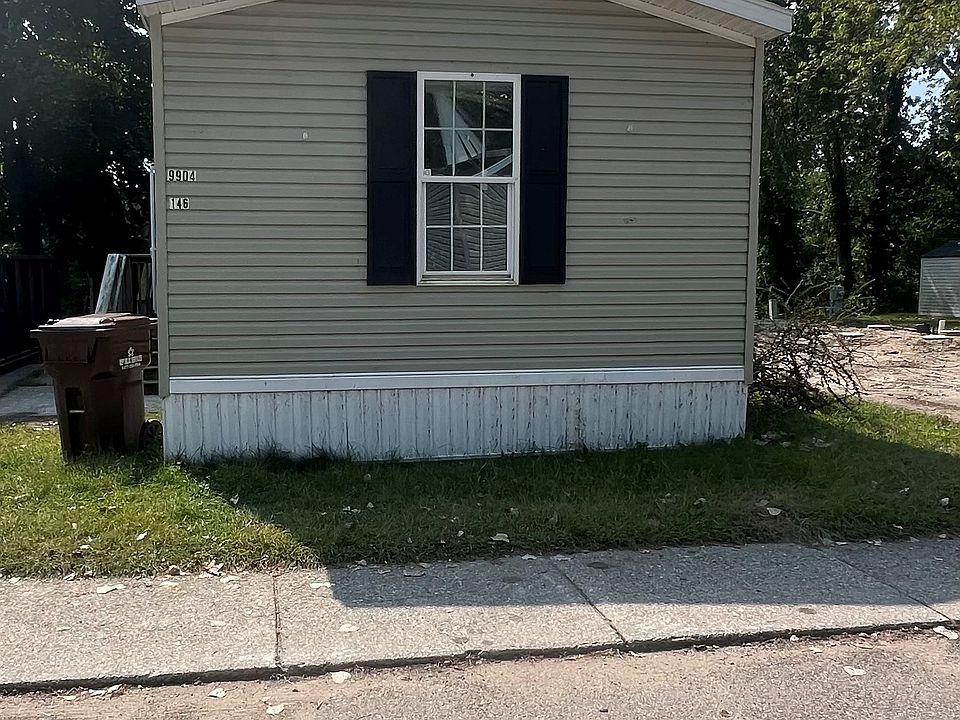 2nd image of 9904 Joan Cir #146