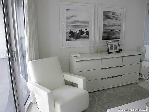 2nd image of 495 Brickell Ave. 4208 #4208