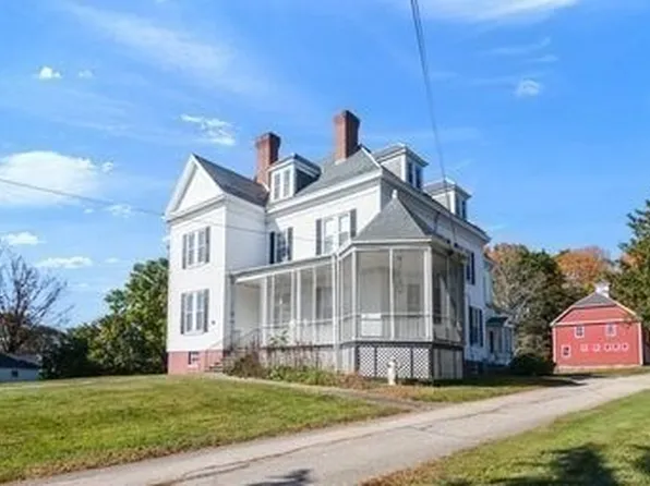 32 Mount Pleasant St, North Brookfield, MA 01535