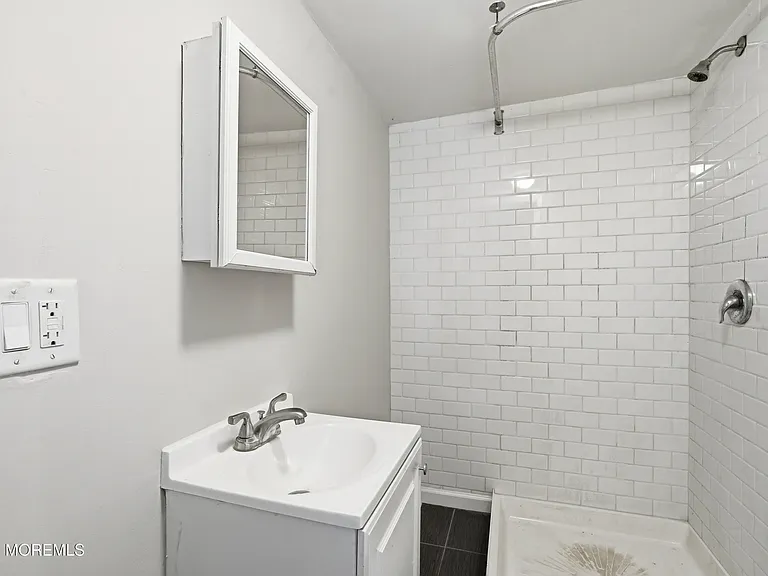 1114 Summerfield Ave — Photo 12