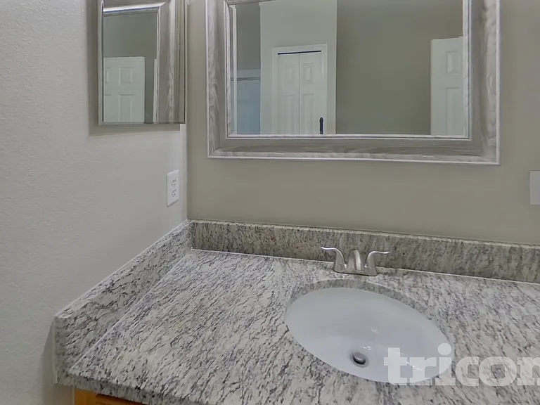 2143 Kaylas Ct — Photo 7