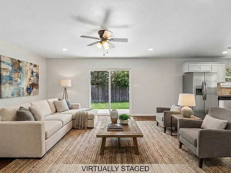 3017 N Hickory St — Photo 2