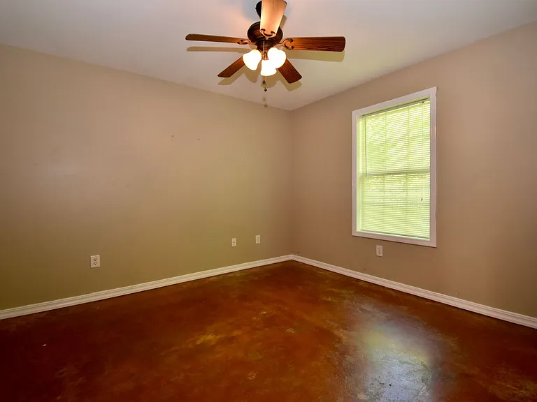 616 Evans St — Photo 13