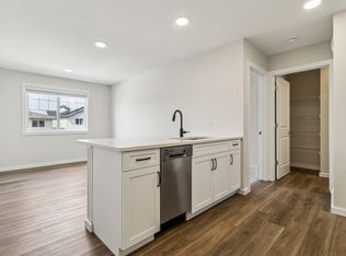 21003 25th Ave NW #GS, Edmonton, AB T6M2M7