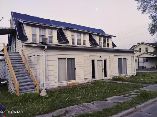 205 Madison St, Dyer, TN 38330