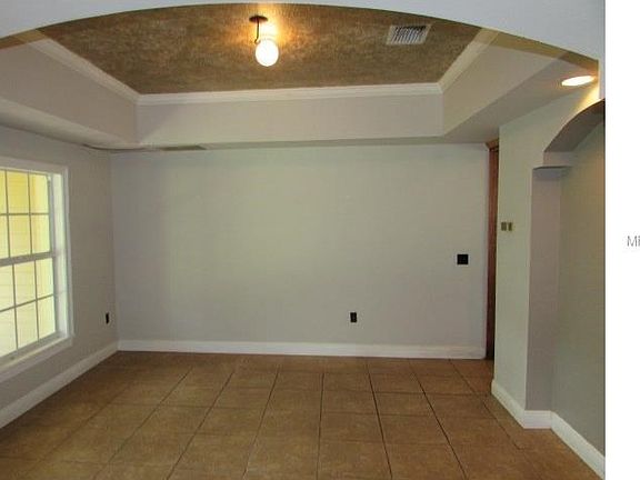 2nd image of 2632 Belmont Pl