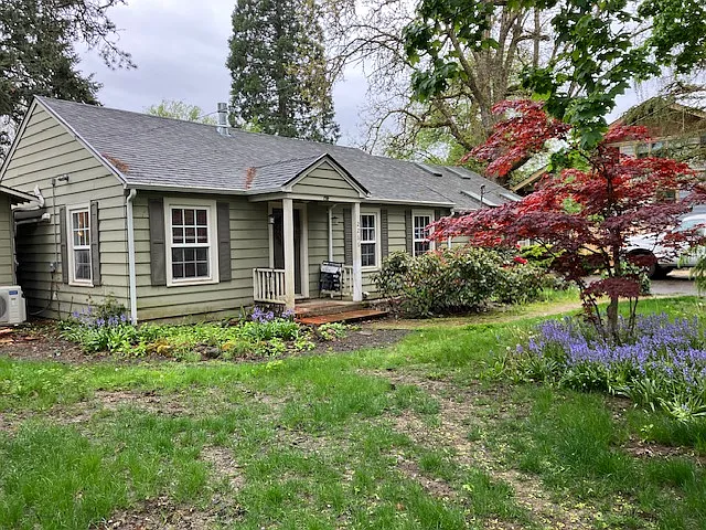 2266 SE Torbank Rd