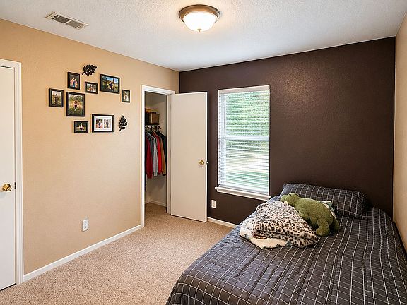 5th image of 2257 Bolton Rd