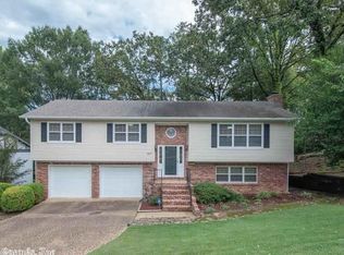 3217 Ridge Pass Rd, Little Rock, AR 72227