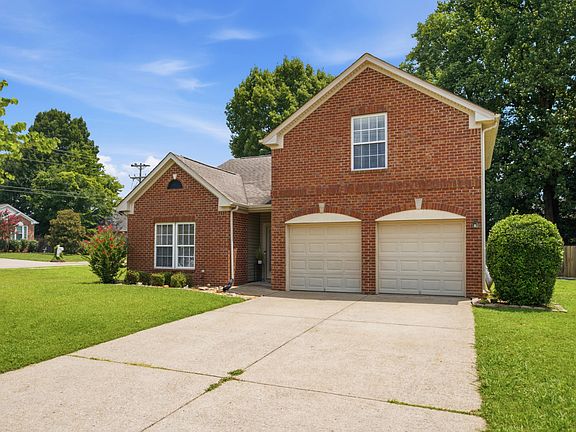 3rd image of 3701 Ivanora Dr