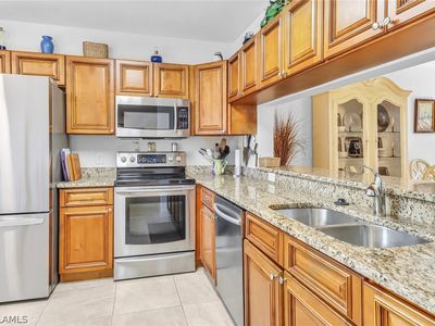 9901 Sunset Cove Ln APT 215, Fort Myers, FL, 33919