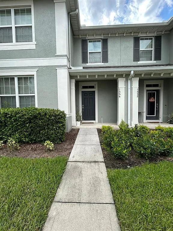 3 bed, 2.5 bath, 1910 sqft, $2,150 — Photo 1
