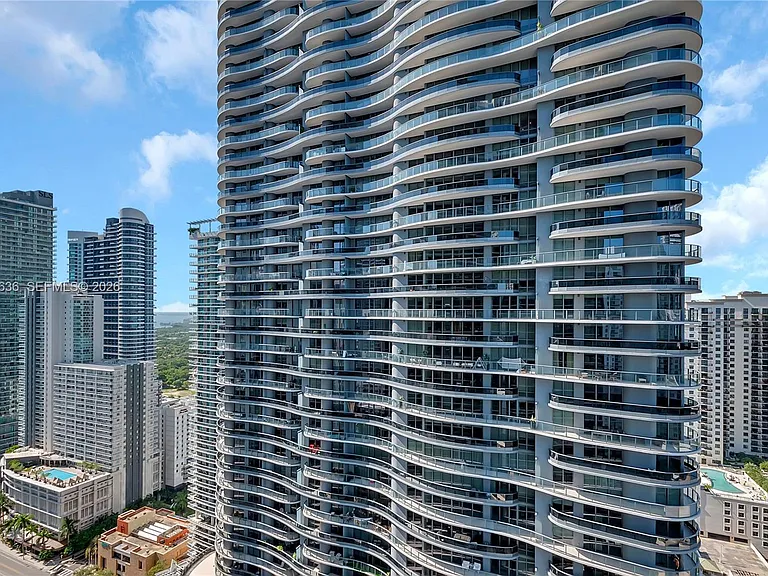 1010 Brickell Ave #3510 — Photo 12