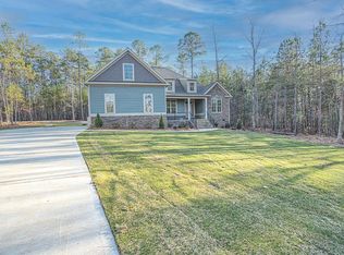 104 Retreat Ct, Greenwood, SC 29649