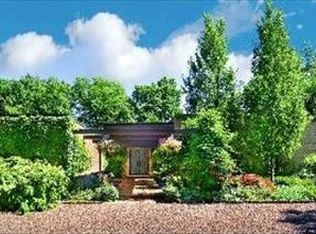 270 Overlook Dr, Lake Forest, IL 60045