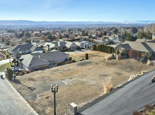 5834 Scenic Ridge Loop, Yakima, WA 98908