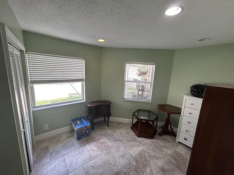 6376 Breckenridge Cir — Photo 2