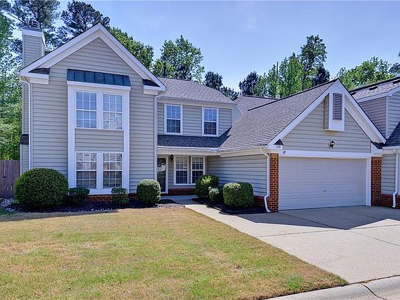 3rd image of 158 Waters Edge Dr