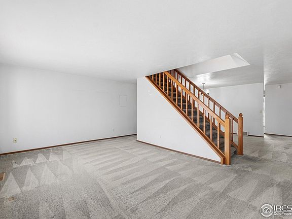 5th image of 1618 Enfield St