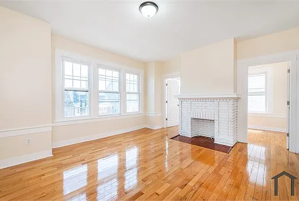 4 bed, $3,137 — Photo 4
