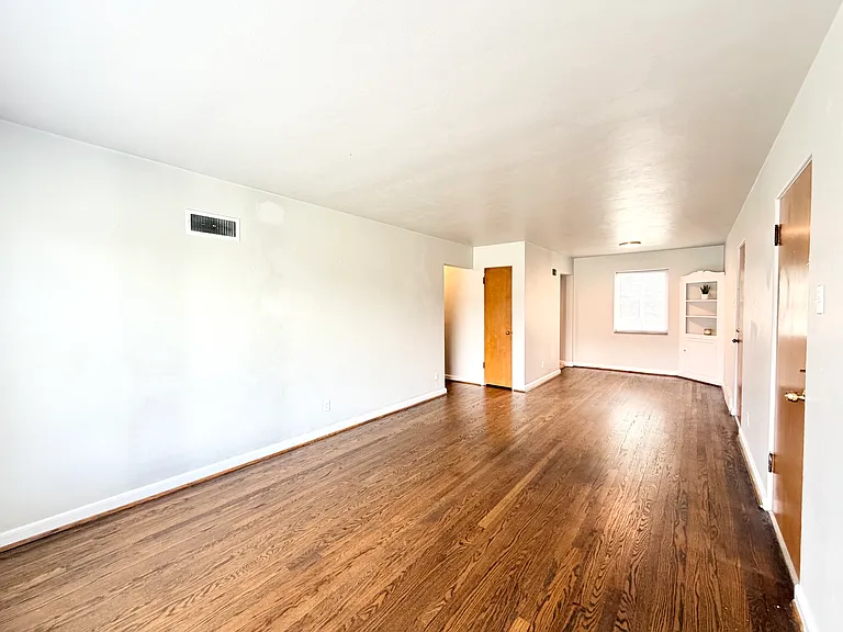 5944 Nagel Ave #1E — Photo 1