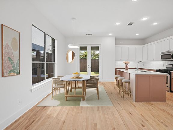 2nd image of 5642 Ellsworth Ave
