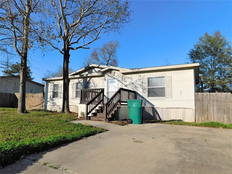 1st image of 9634 Live Oak Trl