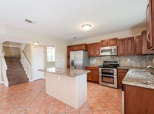 16632 SW 91st Ter, Miami, FL 33196