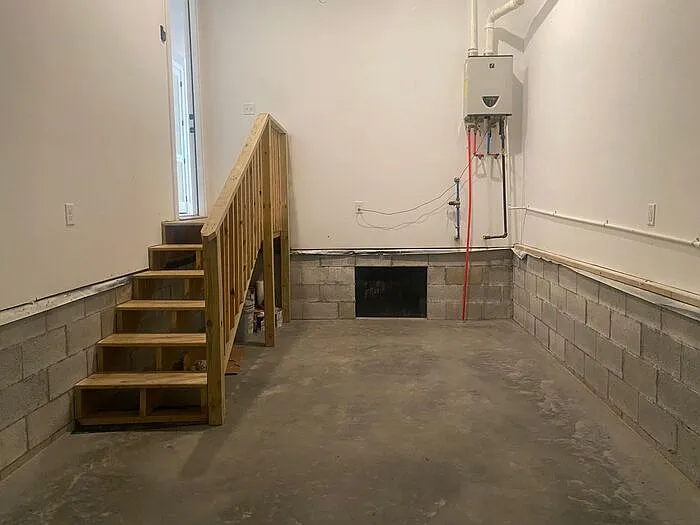 709 Tral St — Photo 38