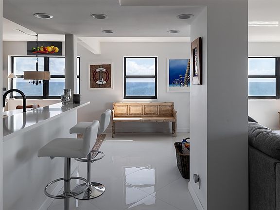 5th image of 1201 S Ocean Drive #1402S