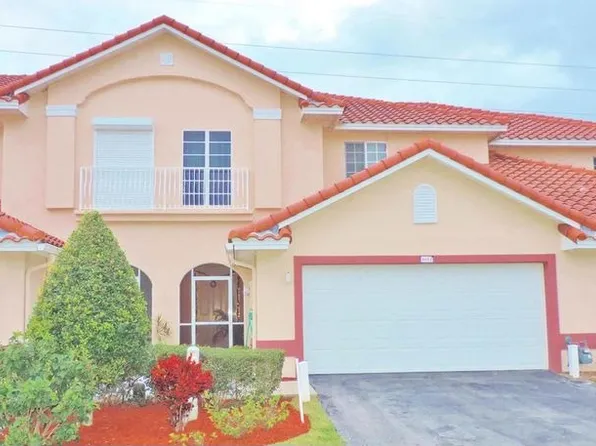 8414 Maria Ct #5, Cape Canaveral, FL 32920