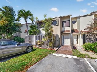 City View Townhomes, Fort Lauderdale, FL 33311