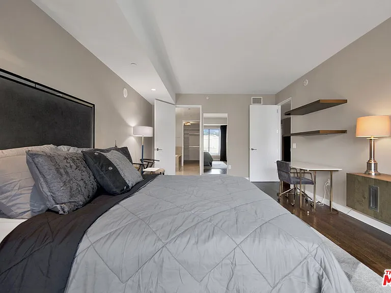 6250 Hollywood Blvd #6F — Photo 29