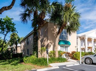 893 Gulf Pavilion Dr #201, Naples, FL 34108