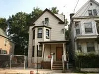 Building Photo 4