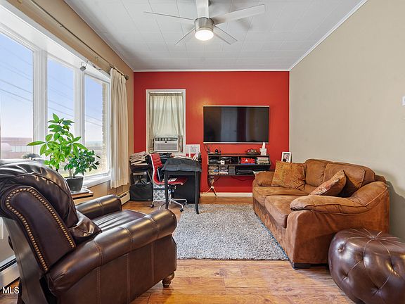 5th image of 615-617 Seneca Street