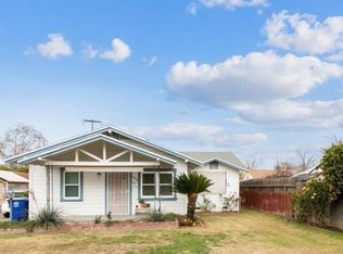 2020 10th Ave, Kingsburg, CA 93631