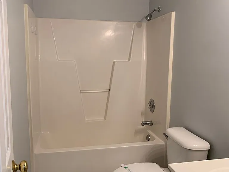 204 White Ave — Photo 22