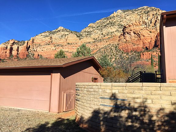 detached garage