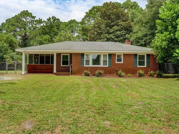 219 Spruce Cir, Wilmington, NC 28403