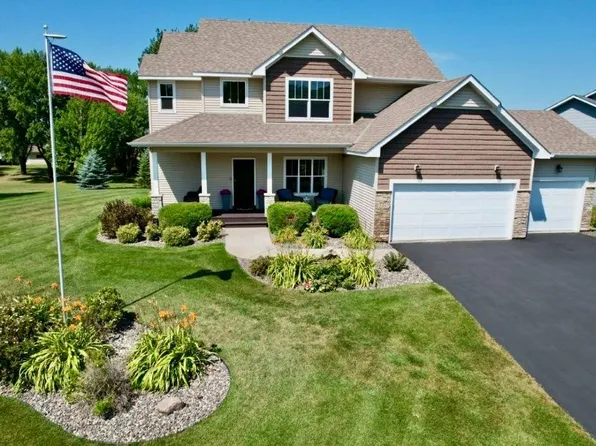 12387 Breanna Ct, Rogers, MN 55374