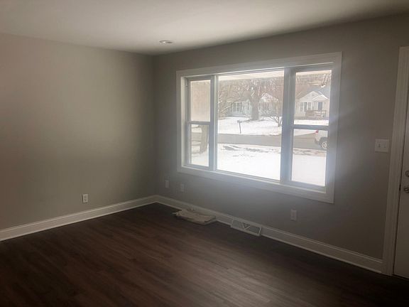 2nd image of 2128 Beach Dr