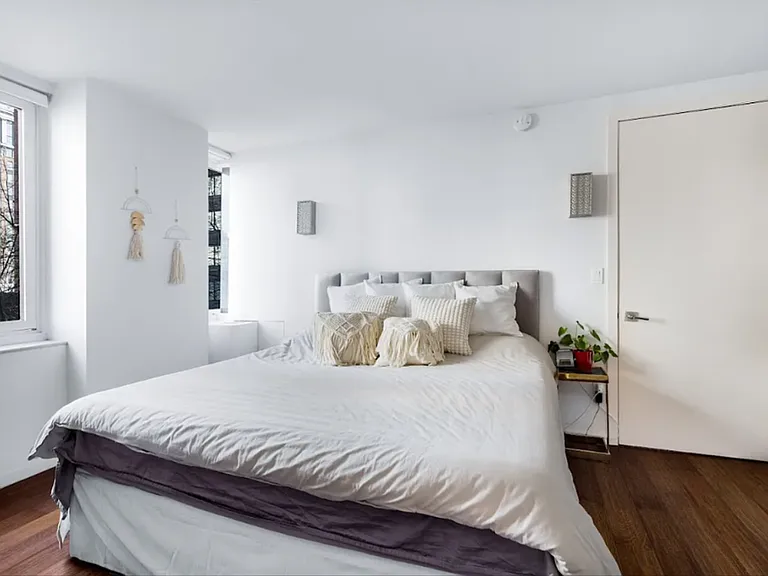 250 S End Ave #5FG — Photo 10